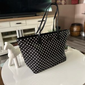 Kate spade large zip close handbag
